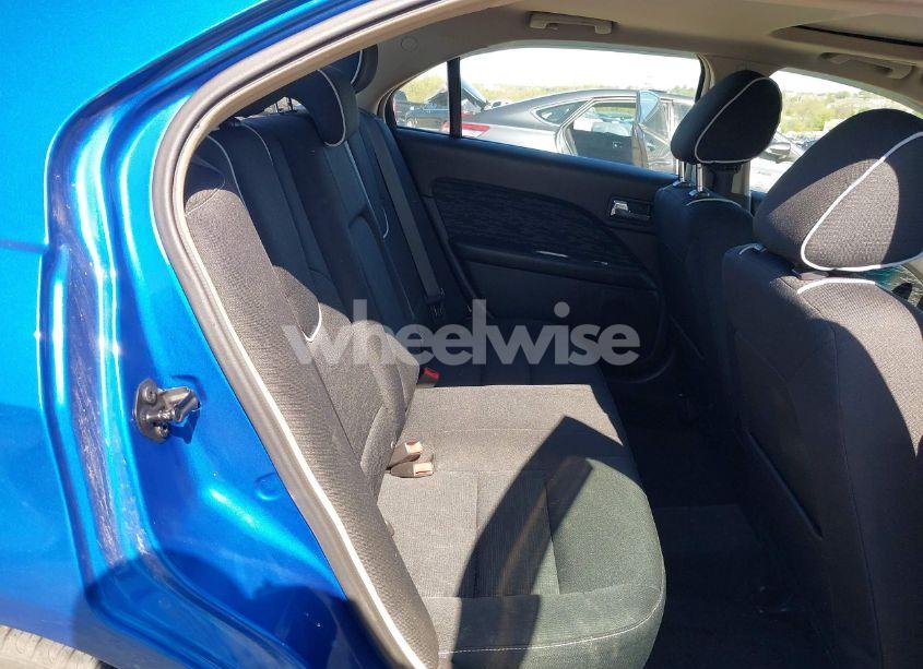 Photo 8 of 2011 Ford Fusion SE (VIN 3FAHP0HA1BR259715)