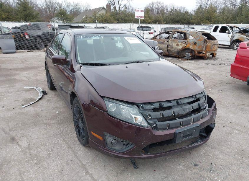 2011 Ford Fusion SE (VIN 3FAHP0HA1BR309318) main photo