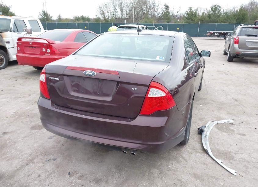 Photo 4 of 2011 Ford Fusion SE (VIN 3FAHP0HA1BR309318)