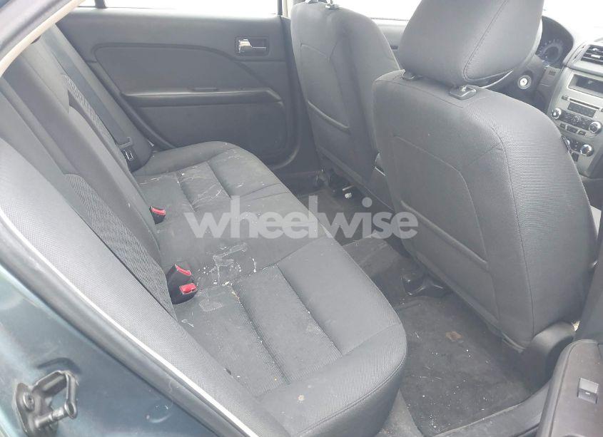 Photo 8 of 2011 Ford Fusion SE (VIN 3FAHP0HA1BR345848)