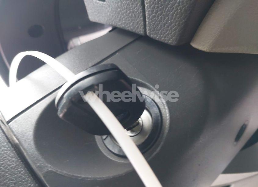 Photo 11 of 2012 Ford Fusion SE (VIN 3FAHP0HA1CR108942)