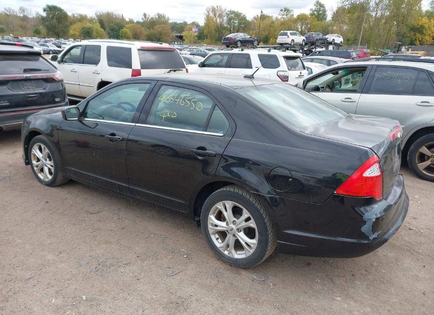 Photo 3 of 2012 Ford Fusion SE (VIN 3FAHP0HA1CR120704)