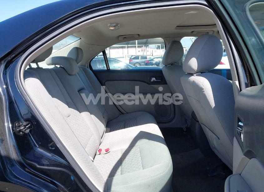 Photo 8 of 2012 Ford Fusion SE (VIN 3FAHP0HA1CR130424)