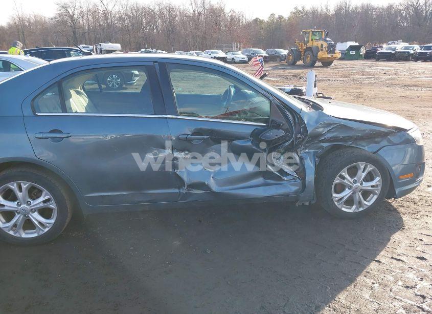 Photo 17 of 2012 Ford Fusion SE (VIN 3FAHP0HA1CR140631)