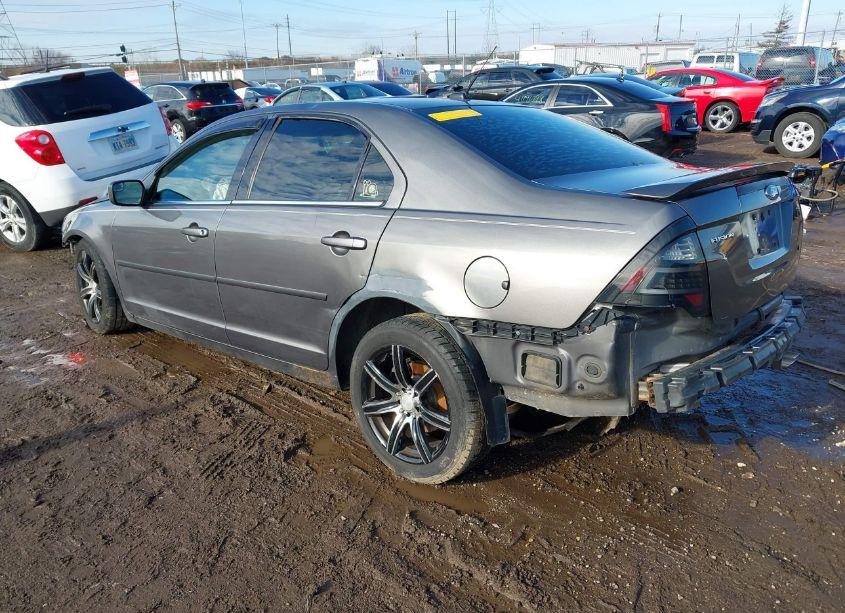 Photo 3 of 2012 Ford Fusion SE (VIN 3FAHP0HA1CR143335)