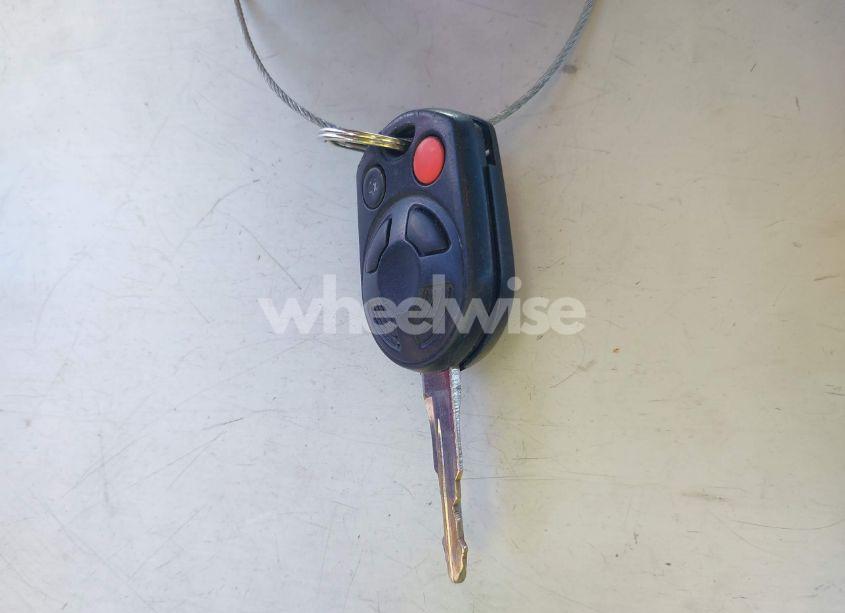 Photo 11 of 2012 Ford Fusion SE (VIN 3FAHP0HA1CR171765)