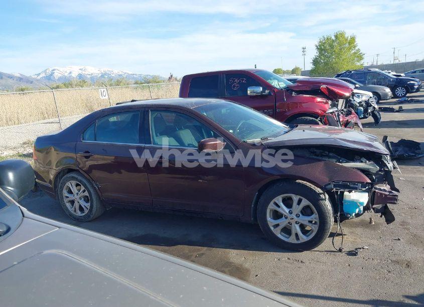Photo 13 of 2012 Ford Fusion SE (VIN 3FAHP0HA1CR171765)