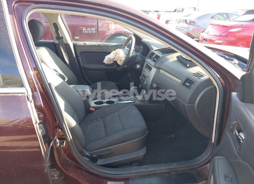 Photo 5 of 2012 Ford Fusion SE (VIN 3FAHP0HA1CR171765)