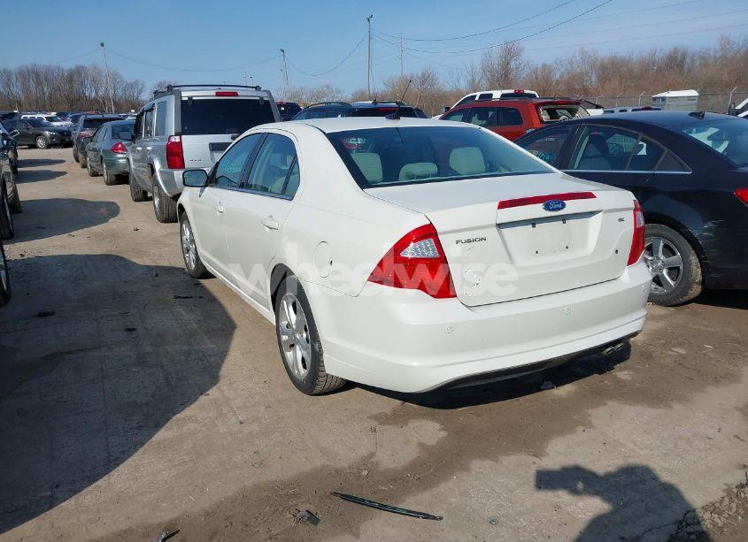 Photo 3 of 2012 Ford Fusion SE (VIN 3FAHP0HA1CR206501)