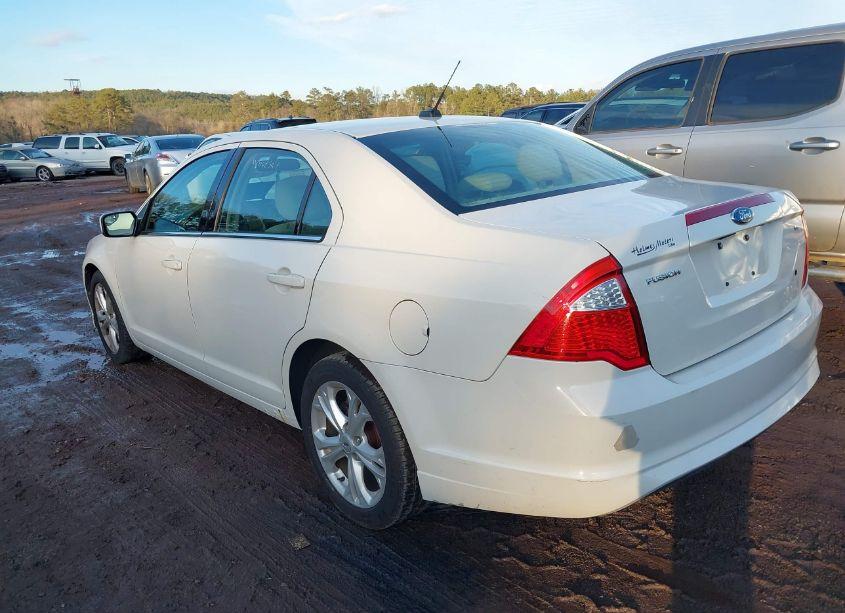 Photo 3 of 2012 Ford Fusion SE (VIN 3FAHP0HA1CR226960)