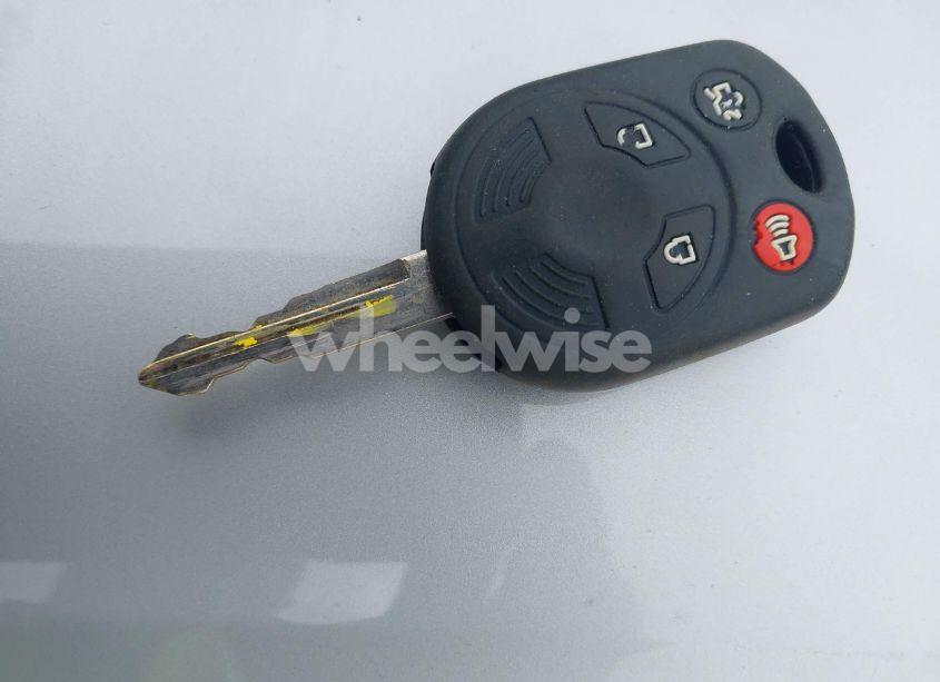 Photo 11 of 2012 Ford Fusion SE (VIN 3FAHP0HA1CR232712)