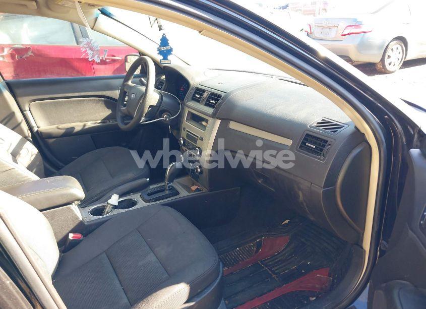 Photo 5 of 2012 Ford Fusion SE (VIN 3FAHP0HA1CR344863)