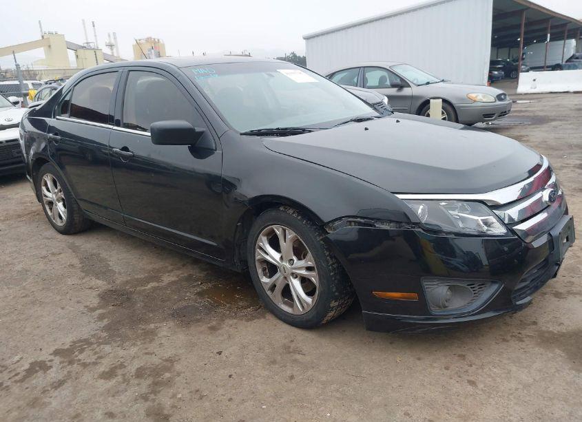 2012 Ford Fusion SE (VIN 3FAHP0HA1CR364711) main photo