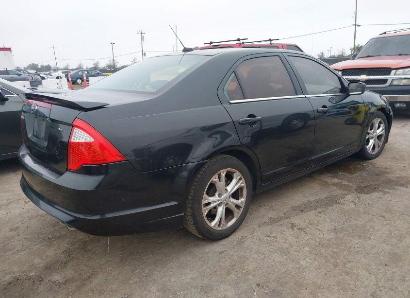 Photo 4 of 2012 Ford Fusion SE (VIN 3FAHP0HA1CR364711)