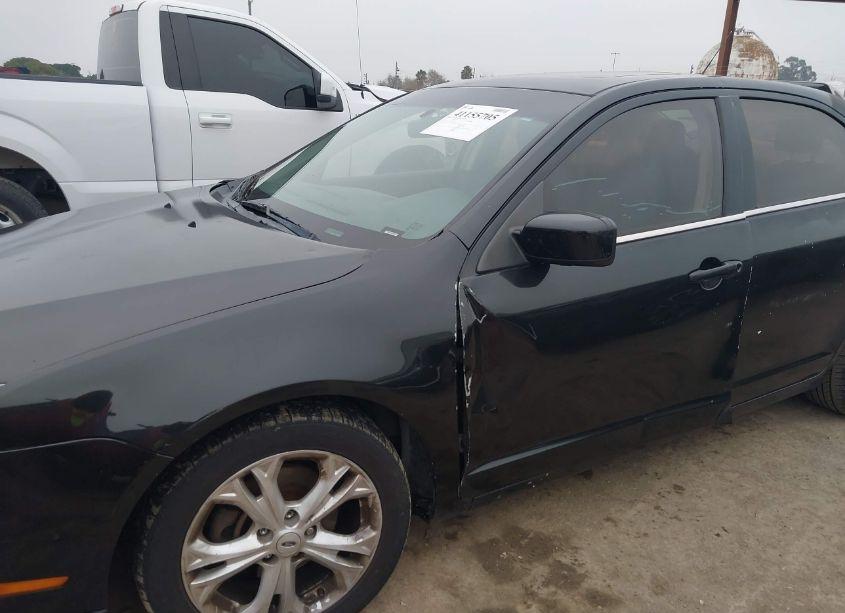 Photo 6 of 2012 Ford Fusion SE (VIN 3FAHP0HA1CR364711)