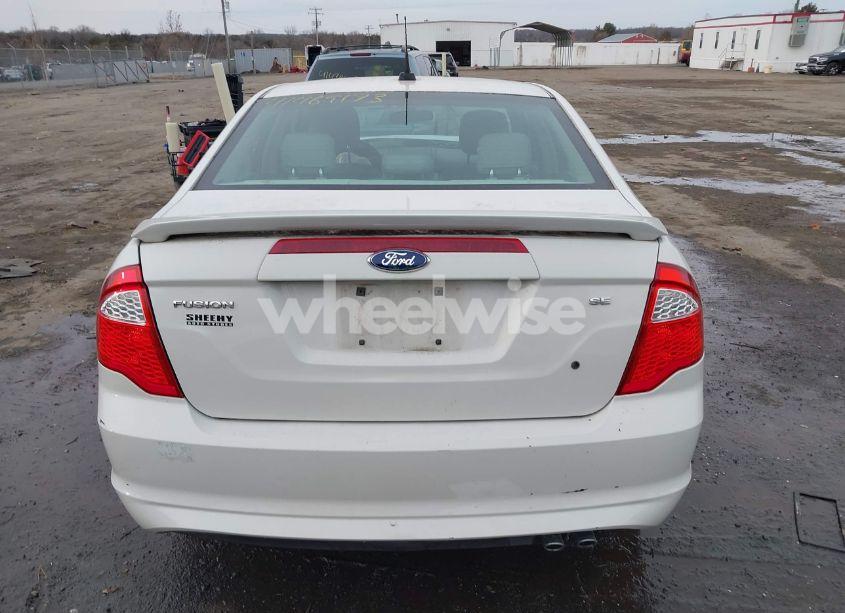 Photo 16 of 2012 Ford Fusion SE (VIN 3FAHP0HA1CR429220)