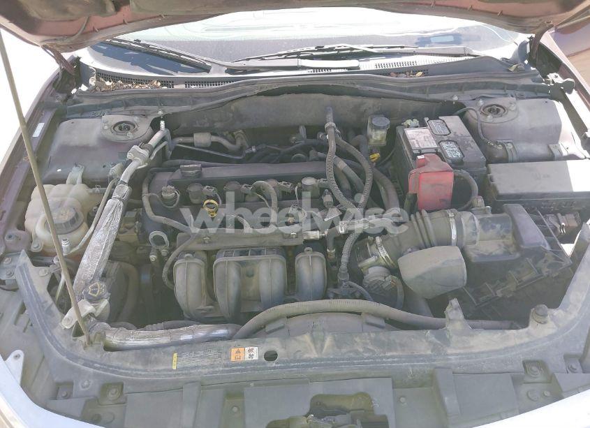 Photo 10 of 2012 Ford Fusion SE (VIN 3FAHP0HA1CR436376)