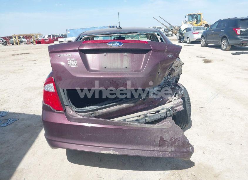 Photo 17 of 2012 Ford Fusion SE (VIN 3FAHP0HA1CR436376)