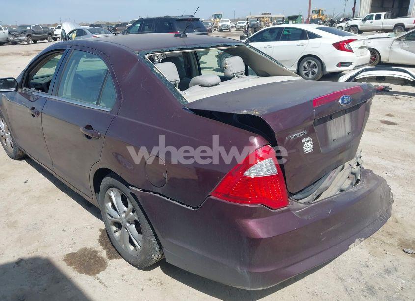Photo 3 of 2012 Ford Fusion SE (VIN 3FAHP0HA1CR436376)