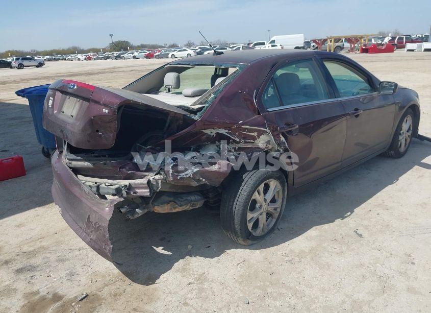Photo 4 of 2012 Ford Fusion SE (VIN 3FAHP0HA1CR436376)