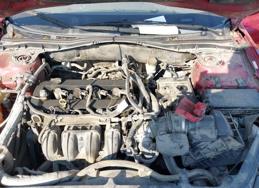 Photo 10 of 2012 Ford Fusion SE (VIN 3FAHP0HA1CR437494)