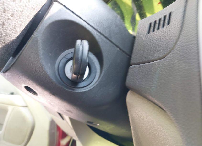 Photo 11 of 2012 Ford Fusion SE (VIN 3FAHP0HA1CR437494)