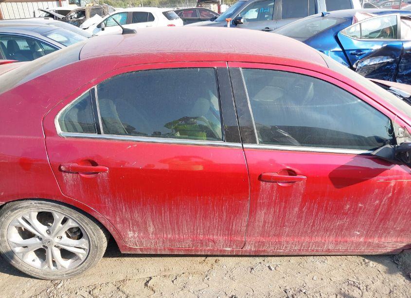 Photo 14 of 2012 Ford Fusion SE (VIN 3FAHP0HA1CR437494)