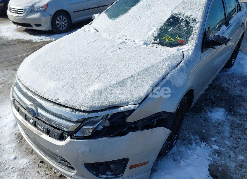 Photo 6 of 2010 Ford Fusion SE (VIN 3FAHP0HA2AR133412)