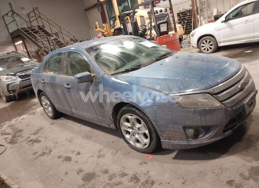 Photo 13 of 2010 Ford Fusion SE (VIN 3FAHP0HA2AR142000)