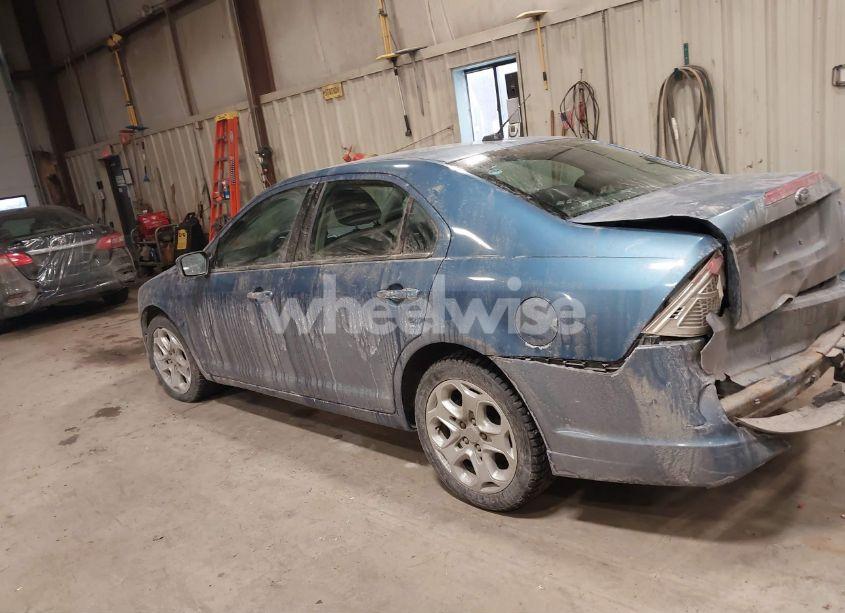 Photo 14 of 2010 Ford Fusion SE (VIN 3FAHP0HA2AR142000)