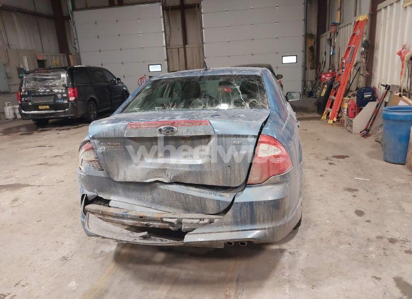 Photo 6 of 2010 Ford Fusion SE (VIN 3FAHP0HA2AR142000)