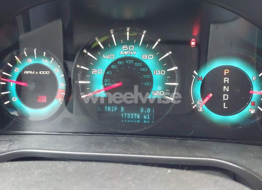 Photo 7 of 2010 Ford Fusion SE (VIN 3FAHP0HA2AR170198)