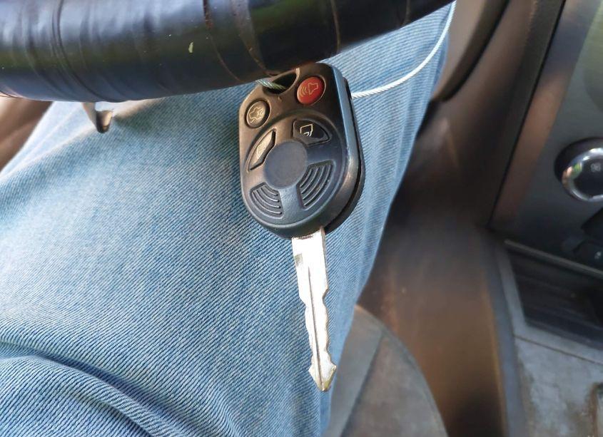 Photo 11 of 2010 Ford Fusion SE (VIN 3FAHP0HA2AR186207)