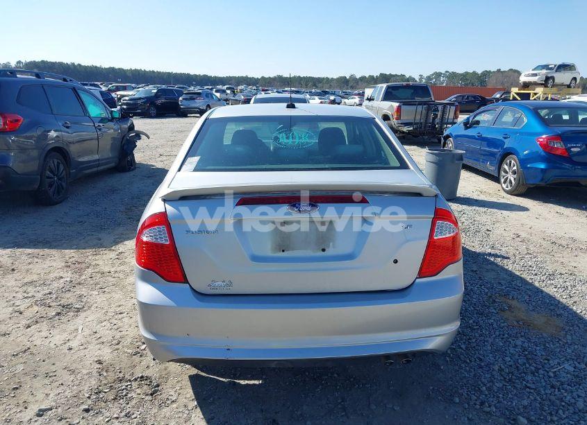 Photo 16 of 2010 Ford Fusion SE (VIN 3FAHP0HA2AR279874)