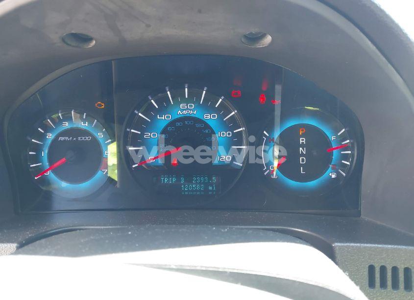 Photo 7 of 2010 Ford Fusion SE (VIN 3FAHP0HA2AR399383)