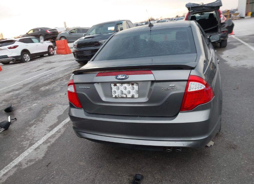 Photo 16 of 2010 Ford Fusion SE (VIN 3FAHP0HA2AR426873)