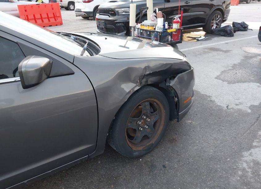 Photo 17 of 2010 Ford Fusion SE (VIN 3FAHP0HA2AR426873)