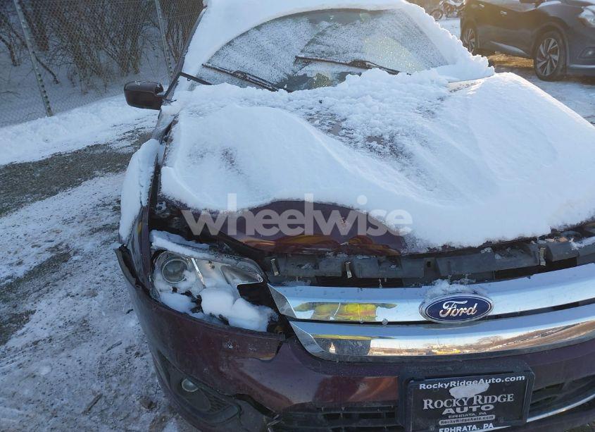 Photo 12 of 2011 Ford Fusion SE (VIN 3FAHP0HA2BR151670)