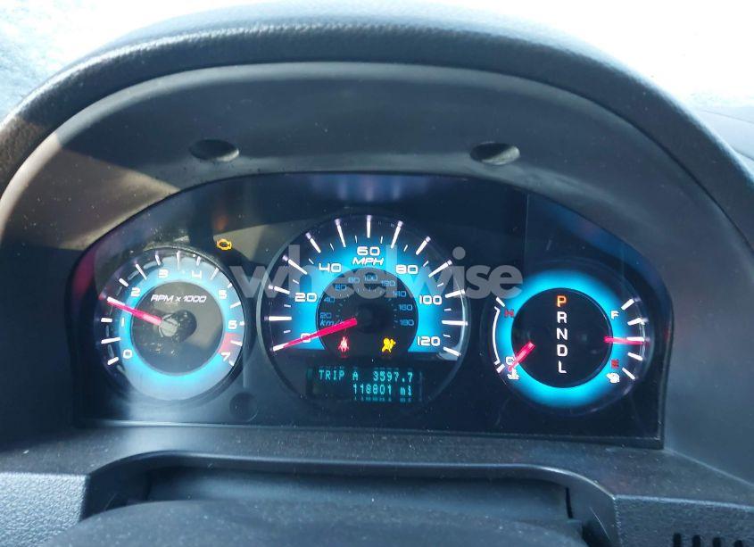 Photo 7 of 2011 Ford Fusion SE (VIN 3FAHP0HA2BR151670)