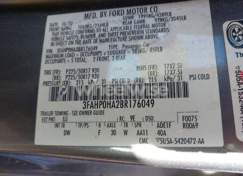 Photo 9 of 2011 Ford Fusion SE (VIN 3FAHP0HA2BR176049)