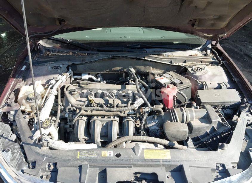 Photo 10 of 2011 Ford Fusion SE (VIN 3FAHP0HA2BR218249)