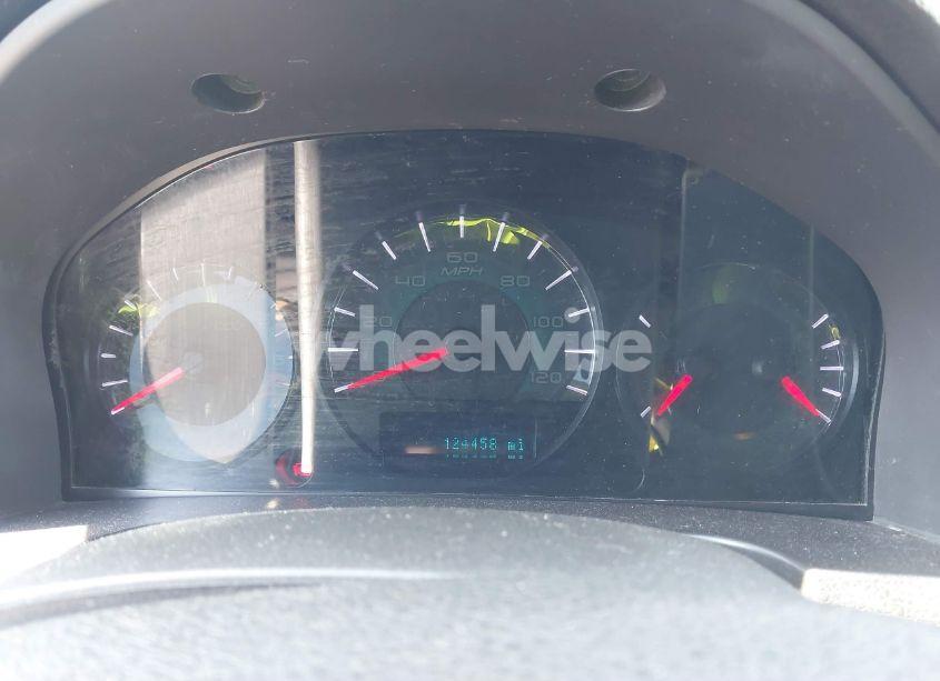 Photo 7 of 2011 Ford Fusion SE (VIN 3FAHP0HA2BR223466)