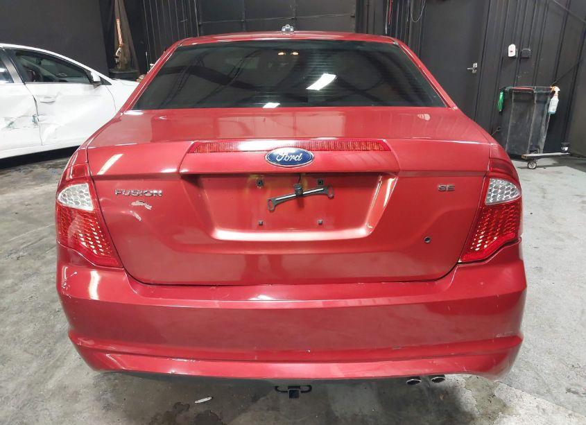 Photo 16 of 2011 Ford Fusion SE (VIN 3FAHP0HA2BR229669)