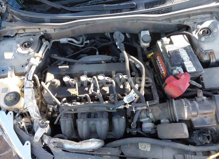 Photo 10 of 2011 Ford Fusion SE (VIN 3FAHP0HA2BR246567)