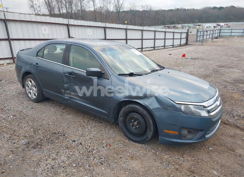 2011 Ford Fusion SE (VIN 3FAHP0HA2BR277916) main photo