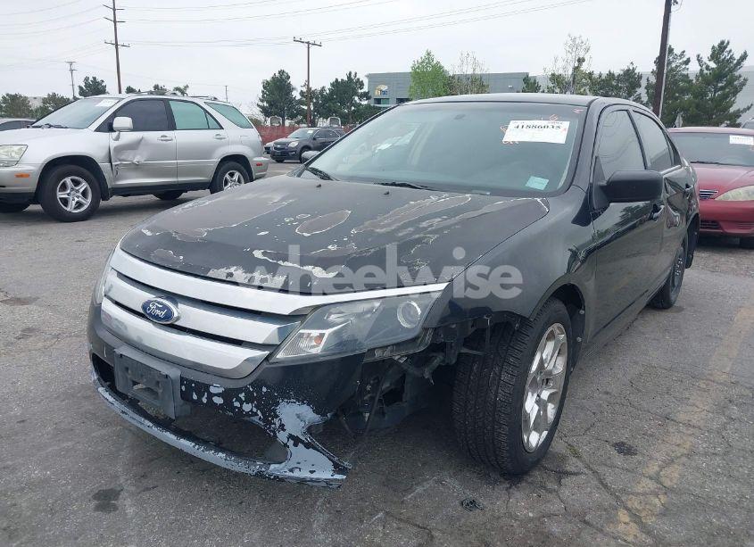 Photo 6 of 2011 Ford Fusion SE (VIN 3FAHP0HA2BR322918)