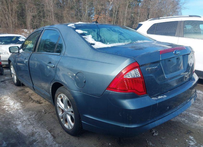 Photo 3 of 2012 Ford Fusion SE (VIN 3FAHP0HA2CR101210)