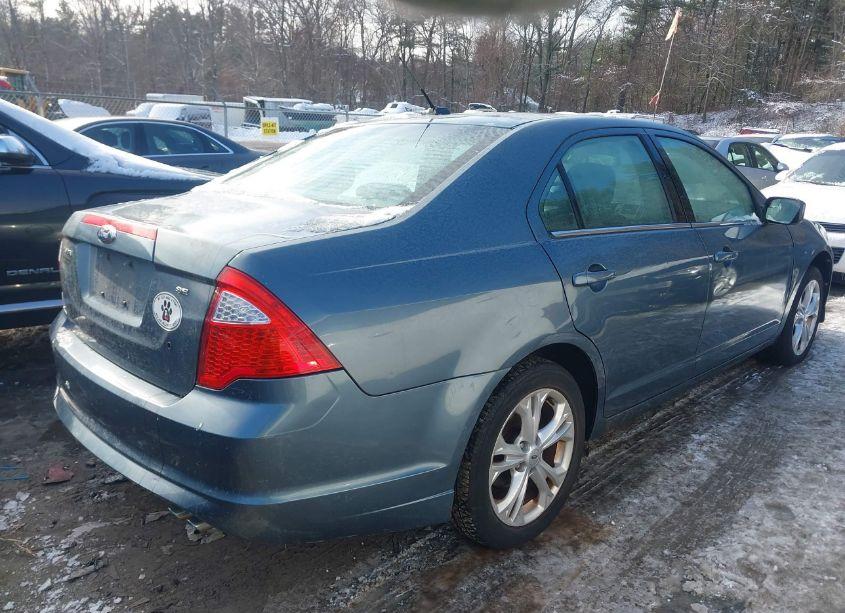 Photo 4 of 2012 Ford Fusion SE (VIN 3FAHP0HA2CR101210)