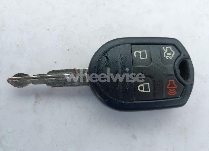 Photo 11 of 2012 Ford Fusion SE (VIN 3FAHP0HA2CR113907)