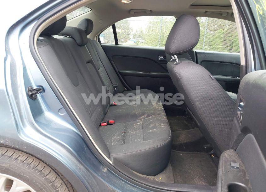 Photo 8 of 2012 Ford Fusion SE (VIN 3FAHP0HA2CR113907)